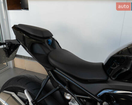 Черный БМВ S 1000R, объемом двигателя 1 л и пробегом 4 тыс. км за 19200 $, фото 4 на Automoto.ua