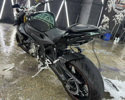 Чорний БМВ S 1000R, об'ємом двигуна 1 л та пробігом 23 тис. км за 12600 $, фото 4 на Automoto.ua