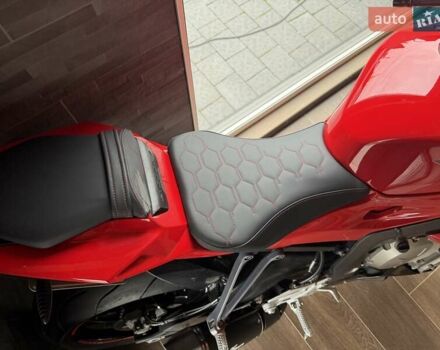 Красный БМВ S 1000R, объемом двигателя 1 л и пробегом 6 тыс. км за 14200 $, фото 3 на Automoto.ua