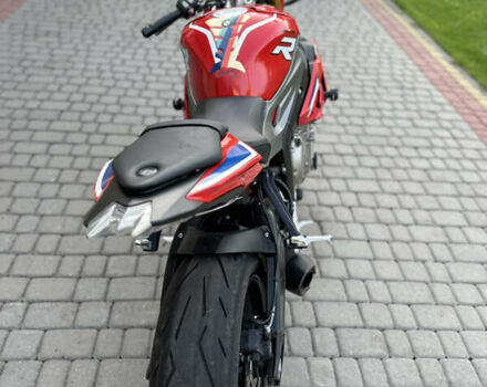 Красный БМВ S 1000R, объемом двигателя 1 л и пробегом 12 тыс. км за 12000 $, фото 17 на Automoto.ua