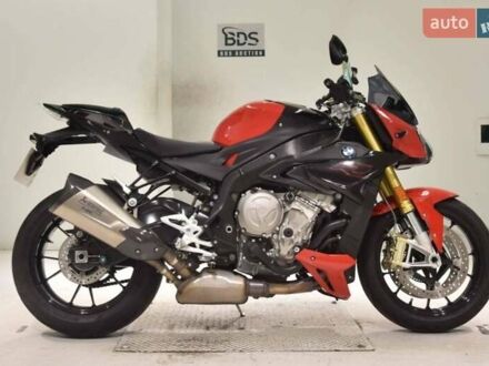 Красный БМВ S 1000R, объемом двигателя 1 л и пробегом 6 тыс. км за 12000 $, фото 1 на Automoto.ua