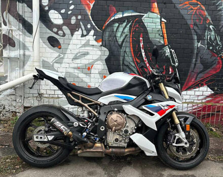 БМВ S 1000R, объемом двигателя 0 л и пробегом 19 тыс. км за 19000 $, фото 1 на Automoto.ua