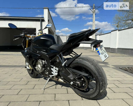 БМВ S 1000R, объемом двигателя 1 л и пробегом 17 тыс. км за 12400 $, фото 6 на Automoto.ua