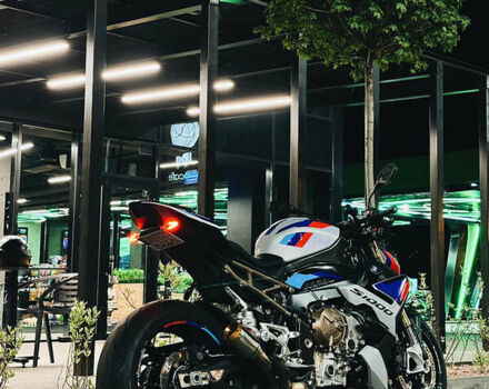 БМВ S 1000R, объемом двигателя 1 л и пробегом 10 тыс. км за 19400 $, фото 1 на Automoto.ua