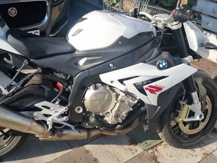 БМВ S 1000R 2017 в Киеве на Automoto.ua БМВ S 1000R, объемом двигателя 0 л и пробегом 6 тыс. км за 14000 $, фото 1 на Automoto.ua