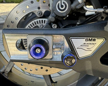 Сірий БМВ S 1000R, об'ємом двигуна 1 л та пробігом 7 тис. км за 21900 $, фото 5 на Automoto.ua