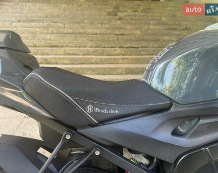 Сірий БМВ S 1000R, об'ємом двигуна 1 л та пробігом 5 тис. км за 15700 $, фото 4 на Automoto.ua