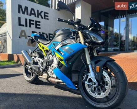 Синий БМВ S 1000R, объемом двигателя 1 л и пробегом 1 тыс. км за 23856 $, фото 9 на Automoto.ua