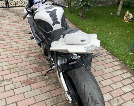 Белый БМВ S 1000RR, объемом двигателя 1 л и пробегом 27 тыс. км за 11599 $, фото 8 на Automoto.ua