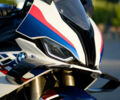 Белый БМВ S 1000RR, объемом двигателя 1 л и пробегом 37 тыс. км за 19000 $, фото 28 на Automoto.ua
