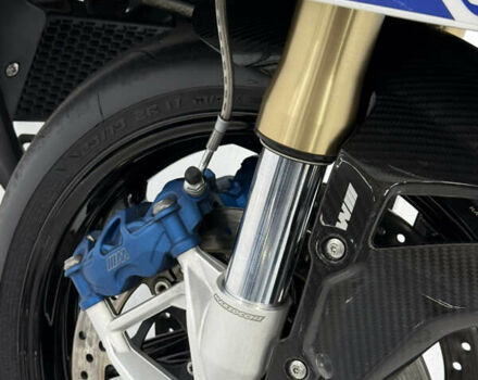 Белый БМВ S 1000RR, объемом двигателя 1 л и пробегом 15 тыс. км за 24500 $, фото 13 на Automoto.ua