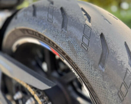 Белый БМВ S 1000RR, объемом двигателя 1 л и пробегом 8 тыс. км за 25000 $, фото 12 на Automoto.ua