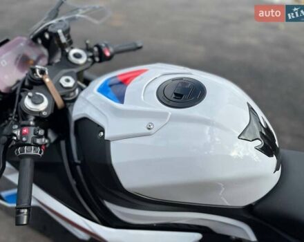 Білий БМВ S 1000RR, об'ємом двигуна 1 л та пробігом 1 тис. км за 29722 $, фото 19 на Automoto.ua