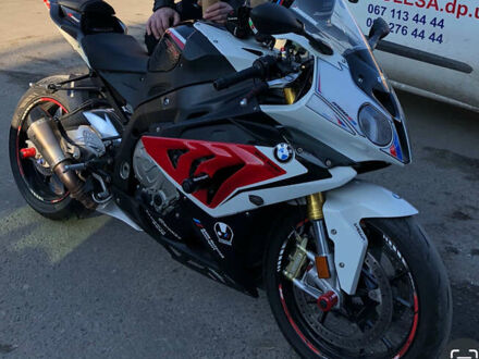 Белый БМВ S 1000RR, объемом двигателя 1 л и пробегом 22 тыс. км за 11999 $, фото 1 на Automoto.ua