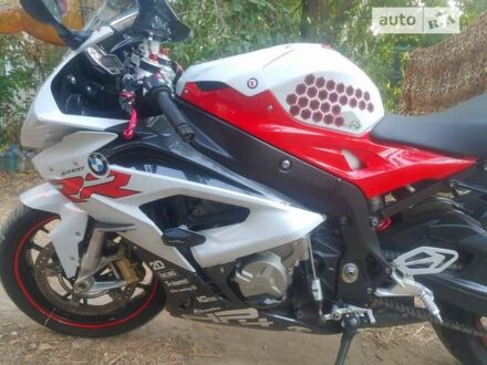 БМВ S 1000RR 2017 у Миколаєві на Automoto.ua Білий БМВ S 1000RR, об'ємом двигуна 1 л та пробігом 17 тис. км за 12999 $, фото 1 на Automoto.ua