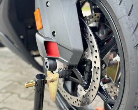 Чорний БМВ S 1000RR, об'ємом двигуна 1 л та пробігом 5 тис. км за 33000 $, фото 14 на Automoto.ua