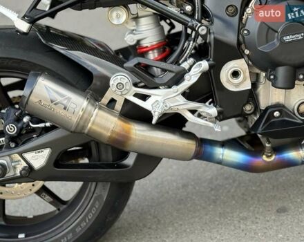 Черный БМВ S 1000RR, объемом двигателя 1 л и пробегом 3 тыс. км за 25750 $, фото 14 на Automoto.ua