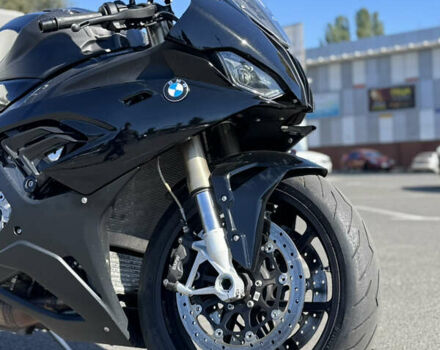 Черный БМВ S 1000RR, объемом двигателя 1 л и пробегом 22 тыс. км за 21000 $, фото 3 на Automoto.ua