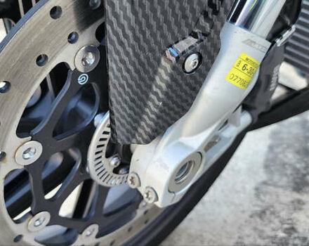 Черный БМВ S 1000RR, объемом двигателя 0 л и пробегом 2 тыс. км за 23500 $, фото 8 на Automoto.ua