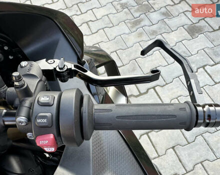 Чорний БМВ S 1000RR, об'ємом двигуна 1 л та пробігом 2 тис. км за 28800 $, фото 37 на Automoto.ua