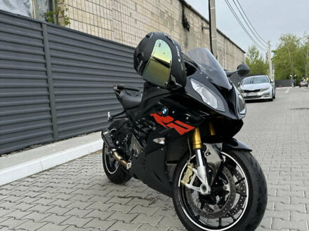 Чорний БМВ S 1000RR, об'ємом двигуна 1 л та пробігом 19 тис. км за 17000 $, фото 1 на Automoto.ua