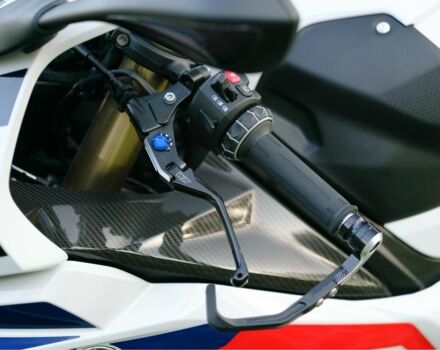 БМВ S 1000RR, об'ємом двигуна 1 л та пробігом 0 тис. км за 33000 $, фото 18 на Automoto.ua