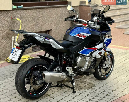 Белый БМВ S 1000XR, объемом двигателя 1 л и пробегом 28 тыс. км за 15700 $, фото 2 на Automoto.ua