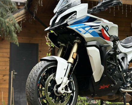 Белый БМВ S 1000XR, объемом двигателя 1 л и пробегом 40 тыс. км за 15500 $, фото 3 на Automoto.ua