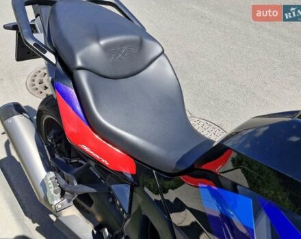 Черный БМВ S 1000XR, объемом двигателя 1 л и пробегом 10 тыс. км за 20500 $, фото 10 на Automoto.ua
