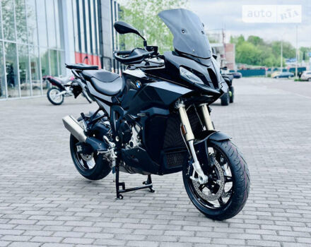 Черный БМВ S 1000XR, объемом двигателя 1 л и пробегом 1 тыс. км за 20500 $, фото 1 на Automoto.ua