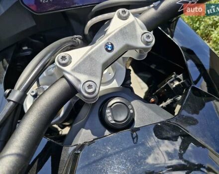 Черный БМВ S 1000XR, объемом двигателя 1 л и пробегом 10 тыс. км за 20500 $, фото 19 на Automoto.ua