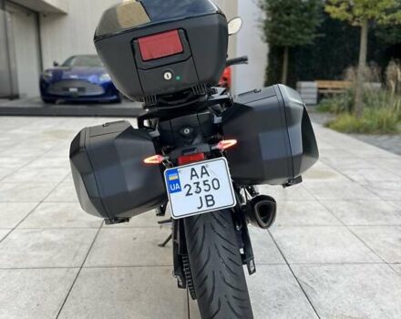 Черный БМВ S 1000XR, объемом двигателя 1 л и пробегом 4 тыс. км за 24096 $, фото 8 на Automoto.ua