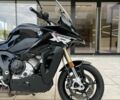 Черный БМВ S 1000XR, объемом двигателя 1 л и пробегом 4 тыс. км за 24096 $, фото 6 на Automoto.ua