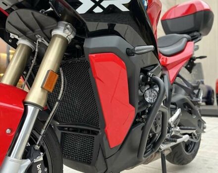 Красный БМВ S 1000XR, объемом двигателя 1 л и пробегом 5 тыс. км за 20800 $, фото 26 на Automoto.ua