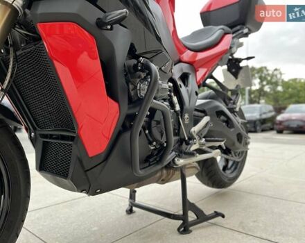 Красный БМВ S 1000XR, объемом двигателя 1 л и пробегом 5 тыс. км за 20800 $, фото 19 на Automoto.ua