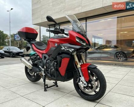 Красный БМВ S 1000XR, объемом двигателя 1 л и пробегом 5 тыс. км за 20800 $, фото 1 на Automoto.ua