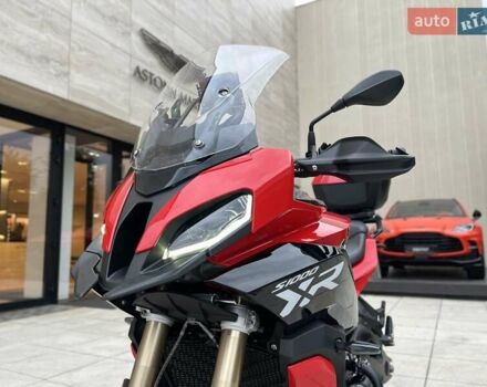 Красный БМВ S 1000XR, объемом двигателя 1 л и пробегом 5 тыс. км за 20800 $, фото 6 на Automoto.ua