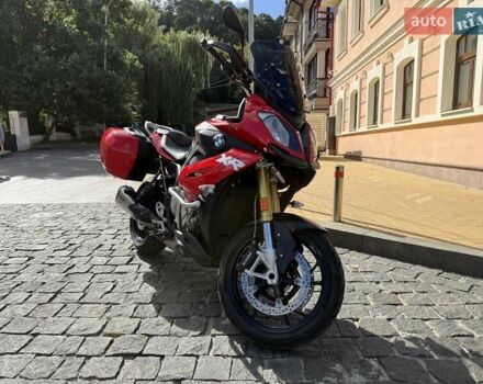 Красный БМВ S 1000XR, объемом двигателя 1 л и пробегом 49 тыс. км за 12000 $, фото 8 на Automoto.ua