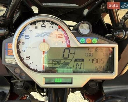 Красный БМВ S 1000XR, объемом двигателя 1 л и пробегом 49 тыс. км за 12000 $, фото 10 на Automoto.ua