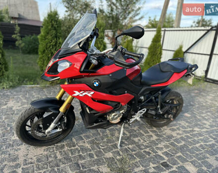 Красный БМВ S 1000XR, объемом двигателя 1 л и пробегом 22 тыс. км за 5300 $, фото 1 на Automoto.ua