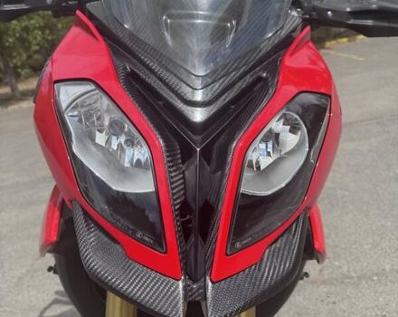 Красный БМВ S 1000XR, объемом двигателя 1 л и пробегом 13 тыс. км за 11500 $, фото 3 на Automoto.ua