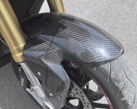 Красный БМВ S 1000XR, объемом двигателя 1 л и пробегом 13 тыс. км за 11500 $, фото 9 на Automoto.ua