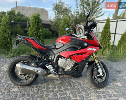 Красный БМВ S 1000XR, объемом двигателя 1 л и пробегом 22 тыс. км за 5300 $, фото 4 на Automoto.ua