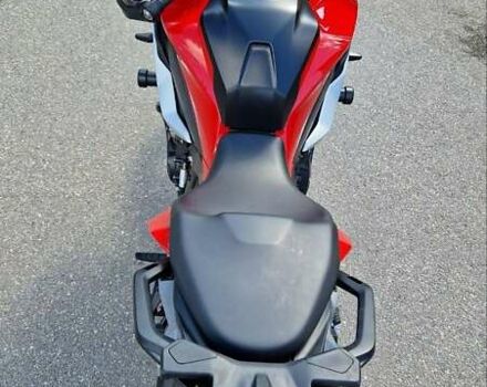 Красный БМВ S 1000XR, объемом двигателя 1 л и пробегом 8 тыс. км за 18500 $, фото 9 на Automoto.ua