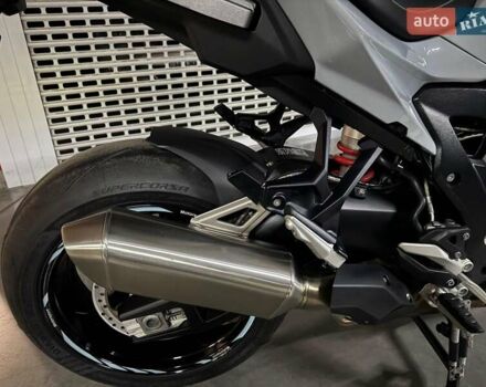 Серый БМВ S 1000XR, объемом двигателя 1 л и пробегом 14 тыс. км за 17500 $, фото 10 на Automoto.ua