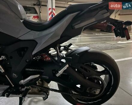 Серый БМВ S 1000XR, объемом двигателя 1 л и пробегом 14 тыс. км за 17500 $, фото 11 на Automoto.ua