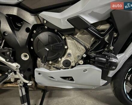 Серый БМВ S 1000XR, объемом двигателя 1 л и пробегом 14 тыс. км за 17500 $, фото 13 на Automoto.ua