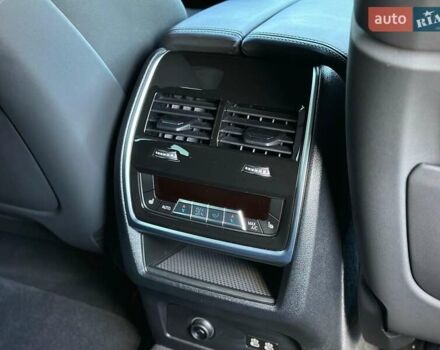 Черный БМВ XM, объемом двигателя 4.39 л и пробегом 25 тыс. км за 159900 $, фото 63 на Automoto.ua