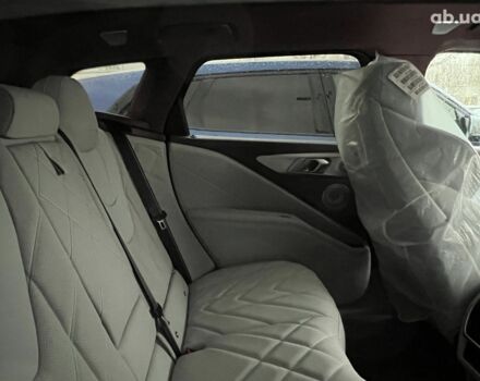 БМВ XM, объемом двигателя 4.4 л и пробегом 0 тыс. км за 176605 $, фото 25 на Automoto.ua