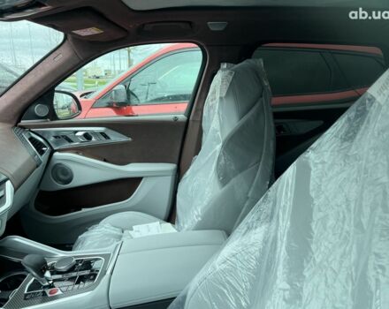 БМВ XM, объемом двигателя 4.4 л и пробегом 0 тыс. км за 176605 $, фото 35 на Automoto.ua